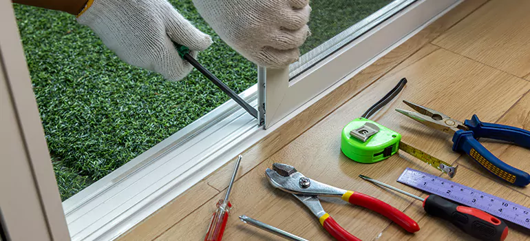 Window Hinge Repair in Wesley Chapel, FL